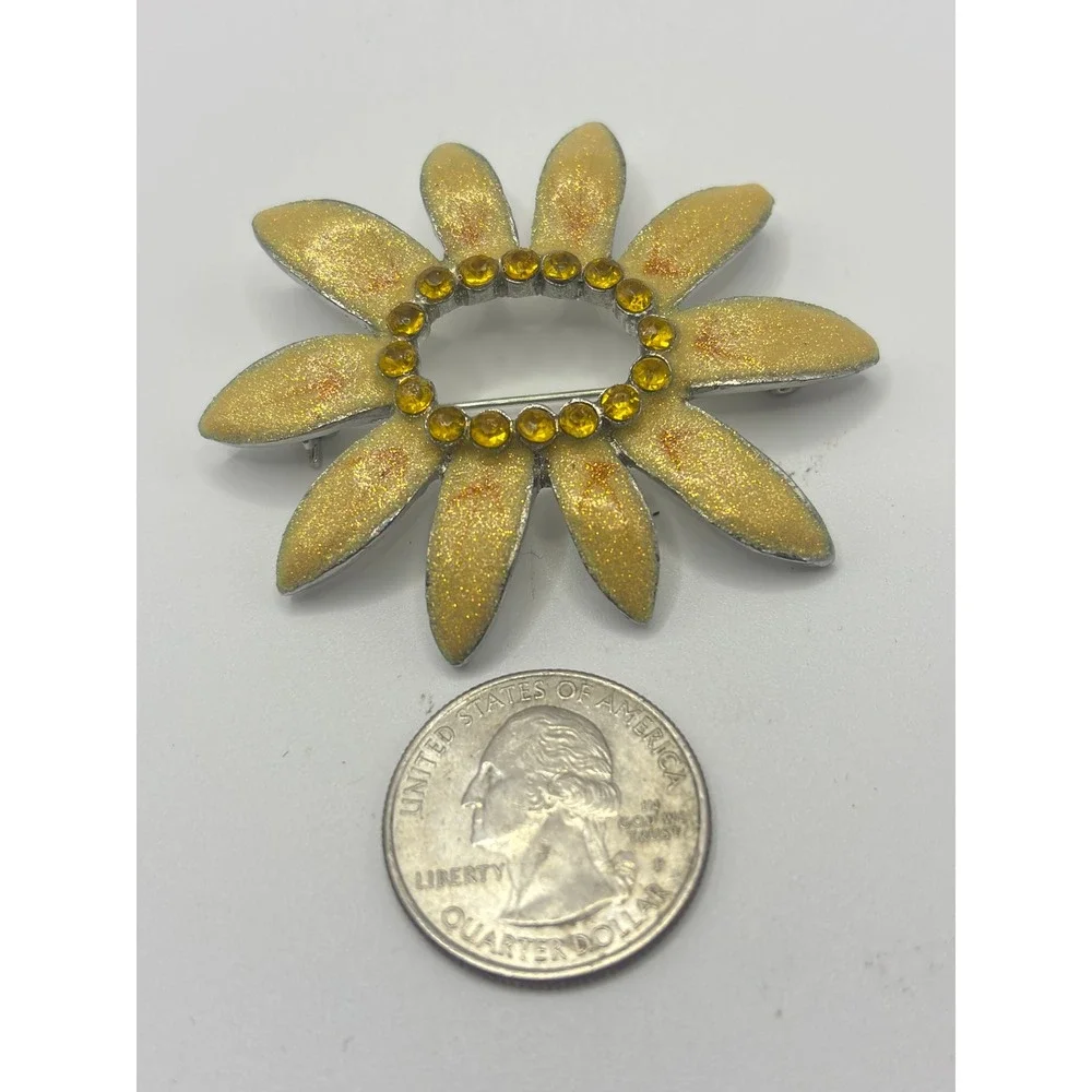 Vintage Yellow Enamel Sunflower Brooch Amber Rhinestone Glitter‎ Floral Pin
